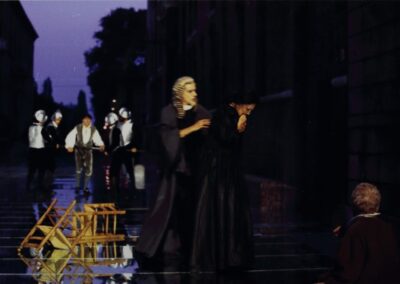 Amor nello specchio di Gian Battista Andreini regia di Luca Ronconi produzione Santa Cristina Centro Teatrale e Teatro comunale di Ferrara, con Mariangela Melato (2003)
