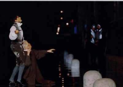 Amor nello specchio di Gian Battista Andreini regia di Luca Ronconi produzione Santa Cristina Centro Teatrale e Teatro comunale di Ferrara, con Mariangela Melato (2003)