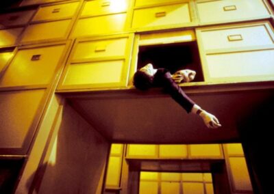 Infinities di John David Barrow regia di Luca Ronconi produzione Piccolo Teatro di Milano (2002)