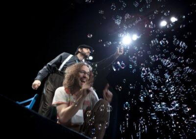 Le cosmicomiche di Italo Calvino regia di Simone Toni, produzione Teatro Consorziale di Budrio, con “Gli Incauti” (2010 / 2011)